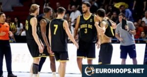 Άρης: Μία πτήση γεμάτη χαμόγελα, η κερκίδα στην Κύπρο και όσα έγιναν στο ματς με την Μακάμπι (video)