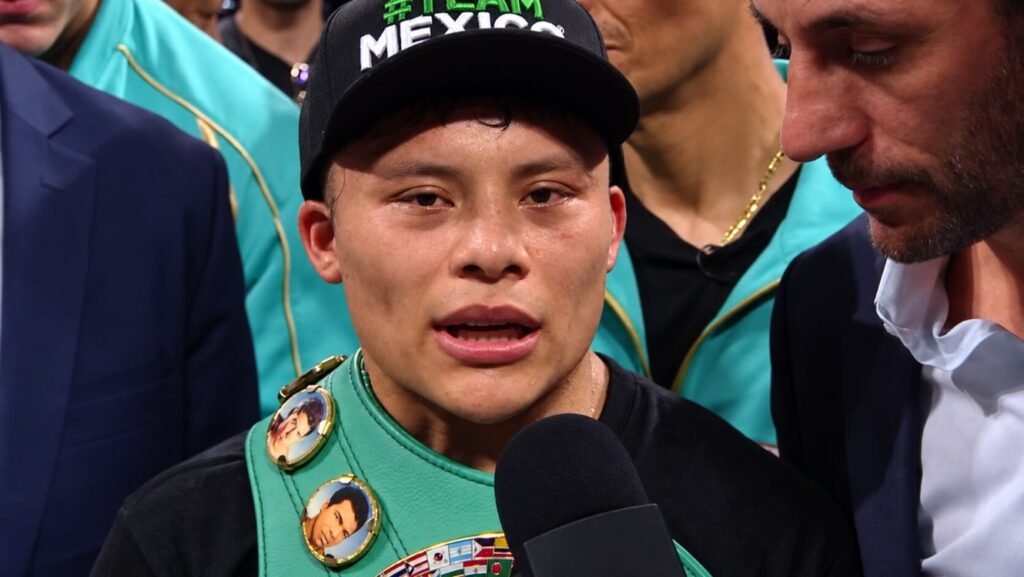 Pitbull Cruz defeats Nestor Bravo