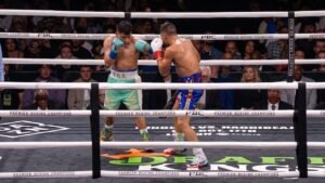 Isaac Cruz Knocks Out Nestor Bravo in Sixth