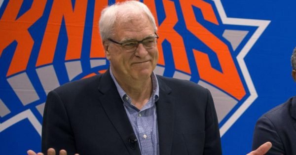 Lakers, 5 Kez Şampiyon Koçunun Heykelini Dikiyor
