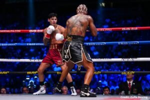 Terence Crawford Overlooks Ryan Garcia’s Final Golden Boy Fight