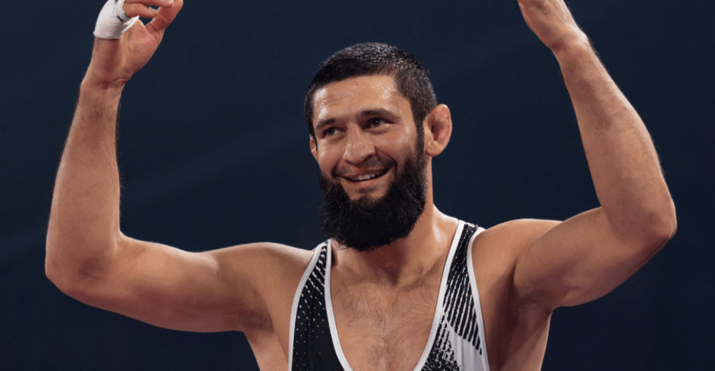 Colby Covington vs. Khamzat Chimaev title match headlines RAF Abu Dhabi