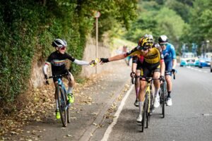 Young star of a viral 2021 Tour of Britain clip signs for Visma-Lease a Bike talent development team