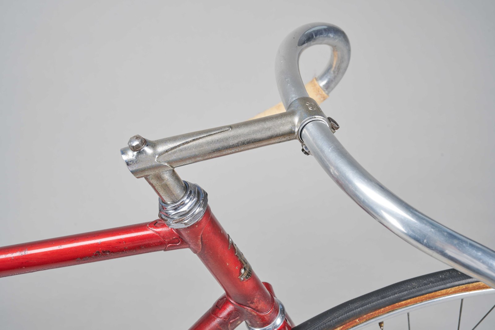 Track stem and bars on Raleigh classic bike