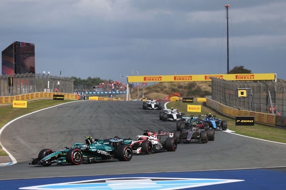 Gabriel Bortoleto, Audi F1 Team, Fernando Alonso, Aston Martin Racing, Esteban Ocon, Haas F1 Team