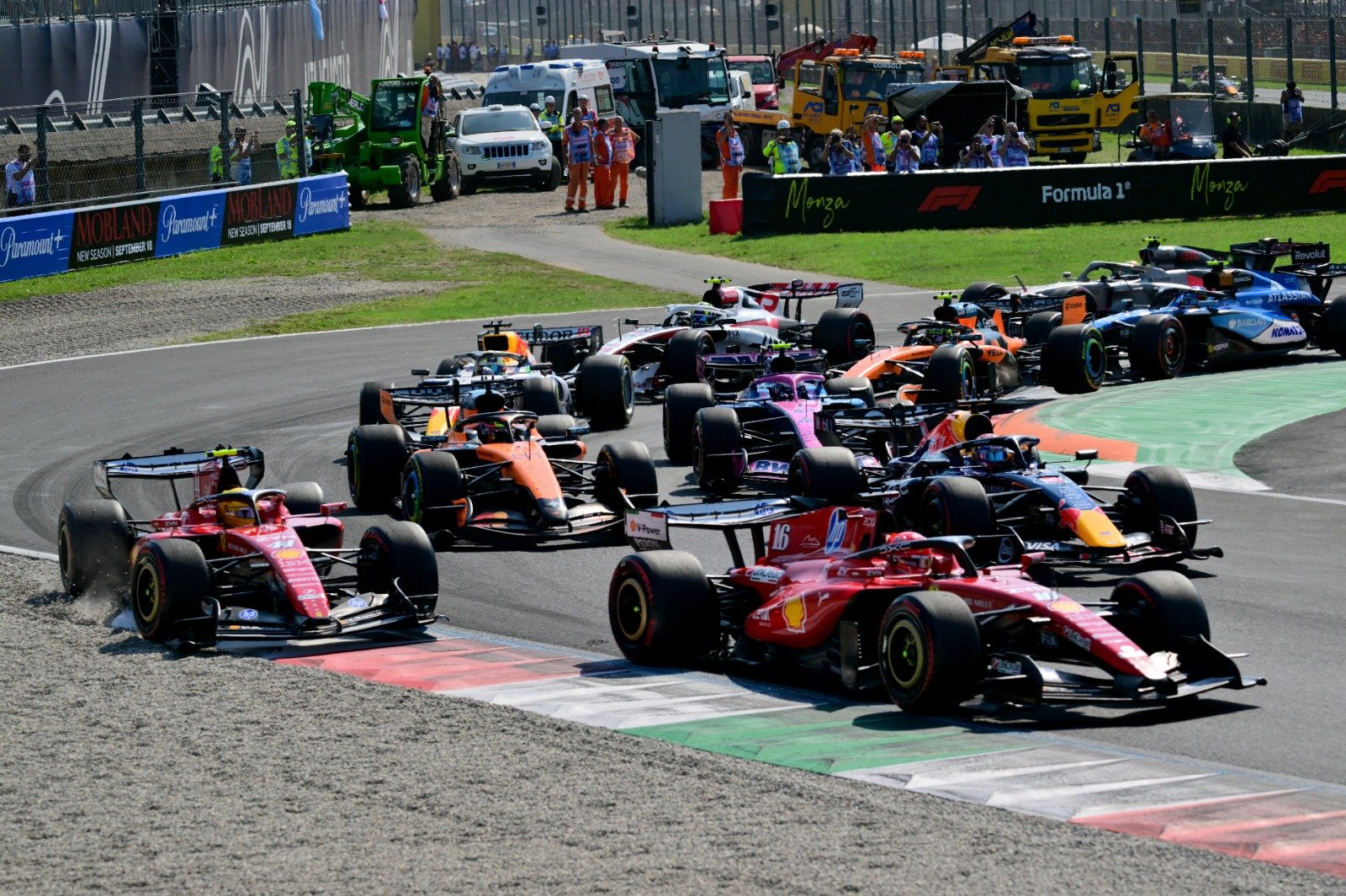 Diversion via the gravel dropped Hamilton to P10