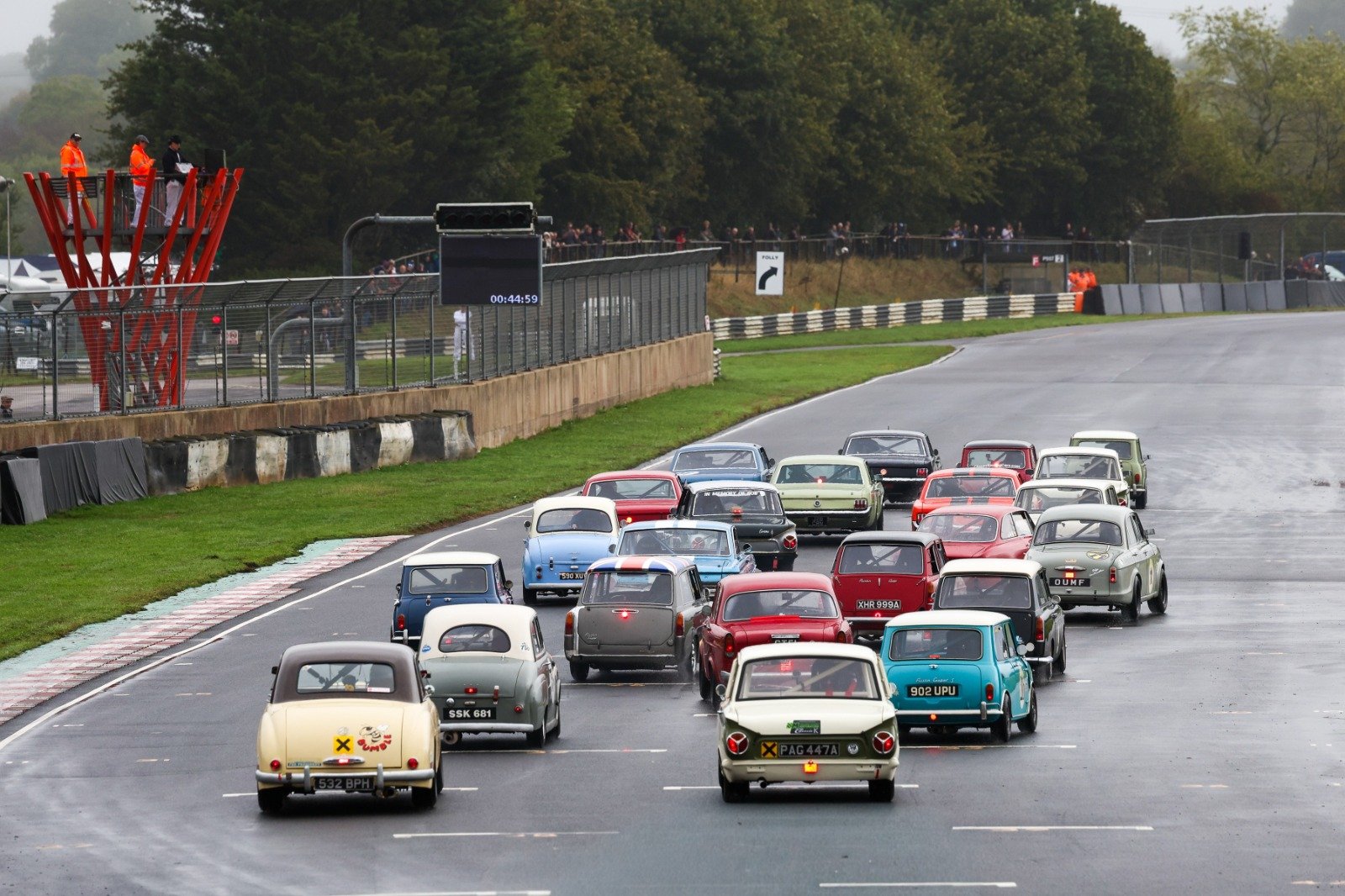 Turner and Deeth's Mini was at the head of the HRDC Top Hat grid